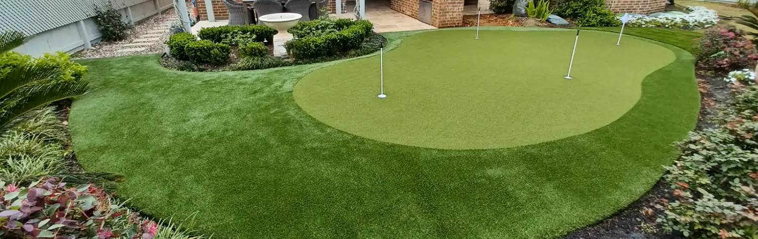 SYNLawn backyard putting green